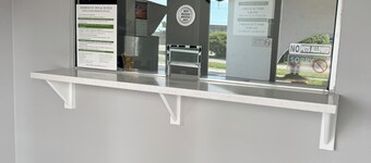홈스테이 인 & 스위트