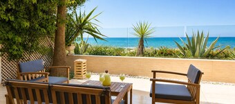 Marsa Cube House Beachfront Living in La Marsa