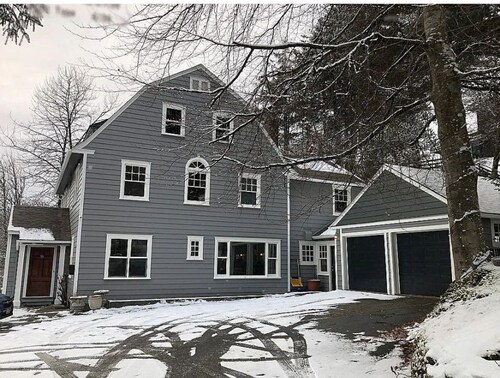 Historic 6 bedroom Home Downtown Juneau