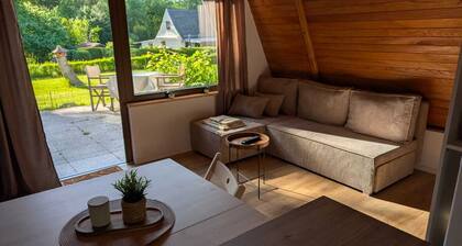 Cozy Finnhütte on Lake Plau in the countryside
