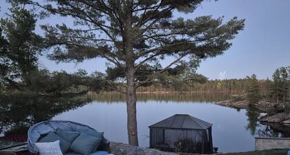 Northern Paradise on the lake with water activities, Pet-friendly