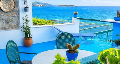 Seaside Ntounas Apartments - Quaint and Homely