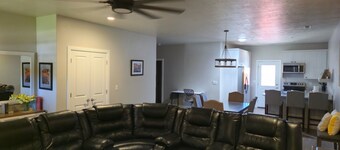 Southern Utah Oasis - 3BR Home Near Adventure & Golf