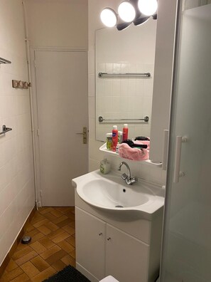 Tvål och toalettpapper
