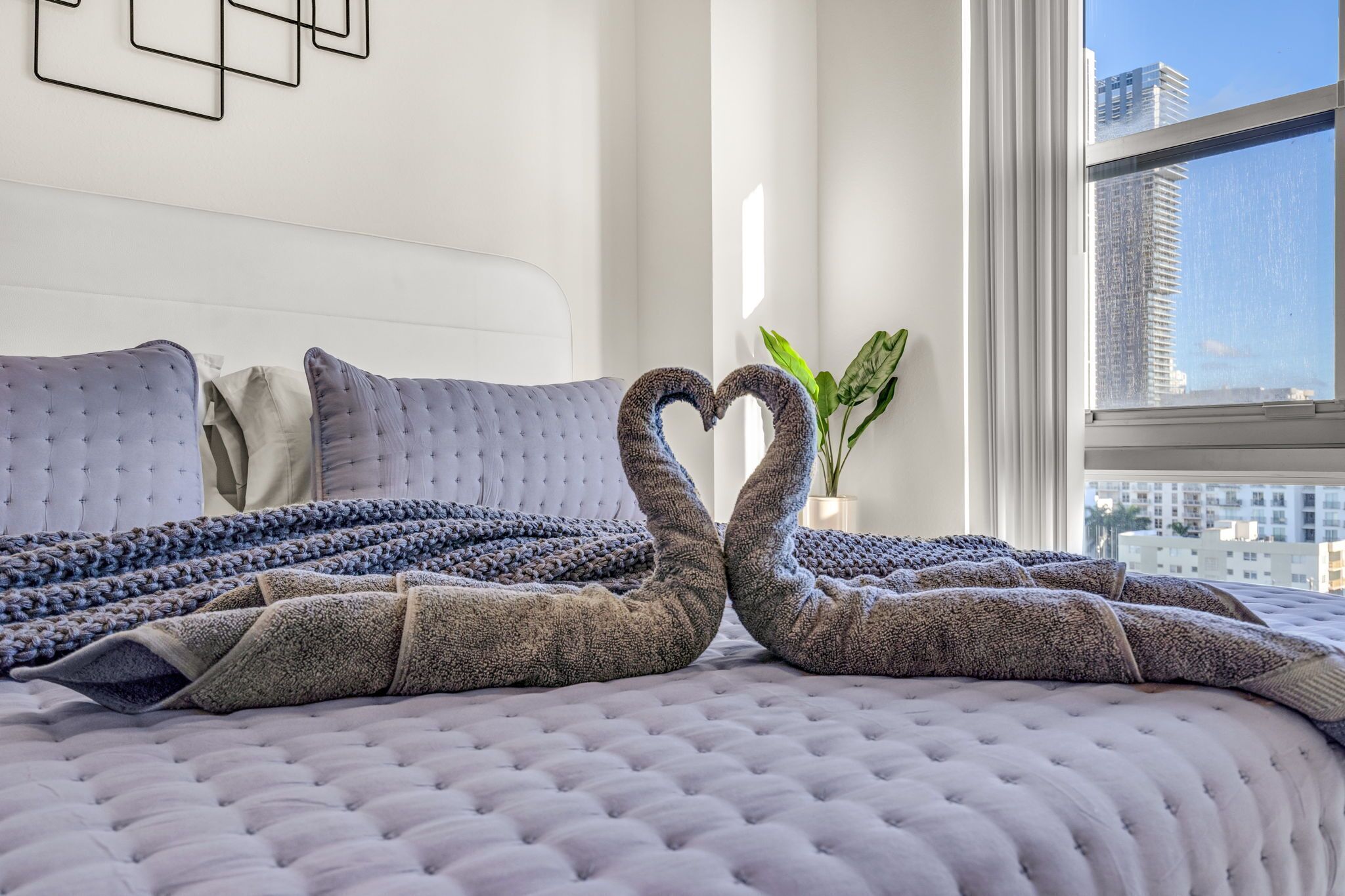Appartement, 2 slaapkamers, keuken, uitzicht op stad | Geluiddichte muren, een strijkplank/strijkijzer, gratis wifi