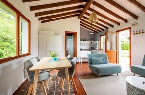 Interior - Stone cottage with sea view and private garden (Oles)