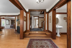 Interior - Frank Lloyd Wright-Inspired Mansion on Riverwalk (Wisconsin Dells)