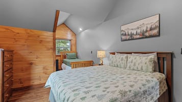 3 bedrooms, iron/ironing board, travel crib, WiFi