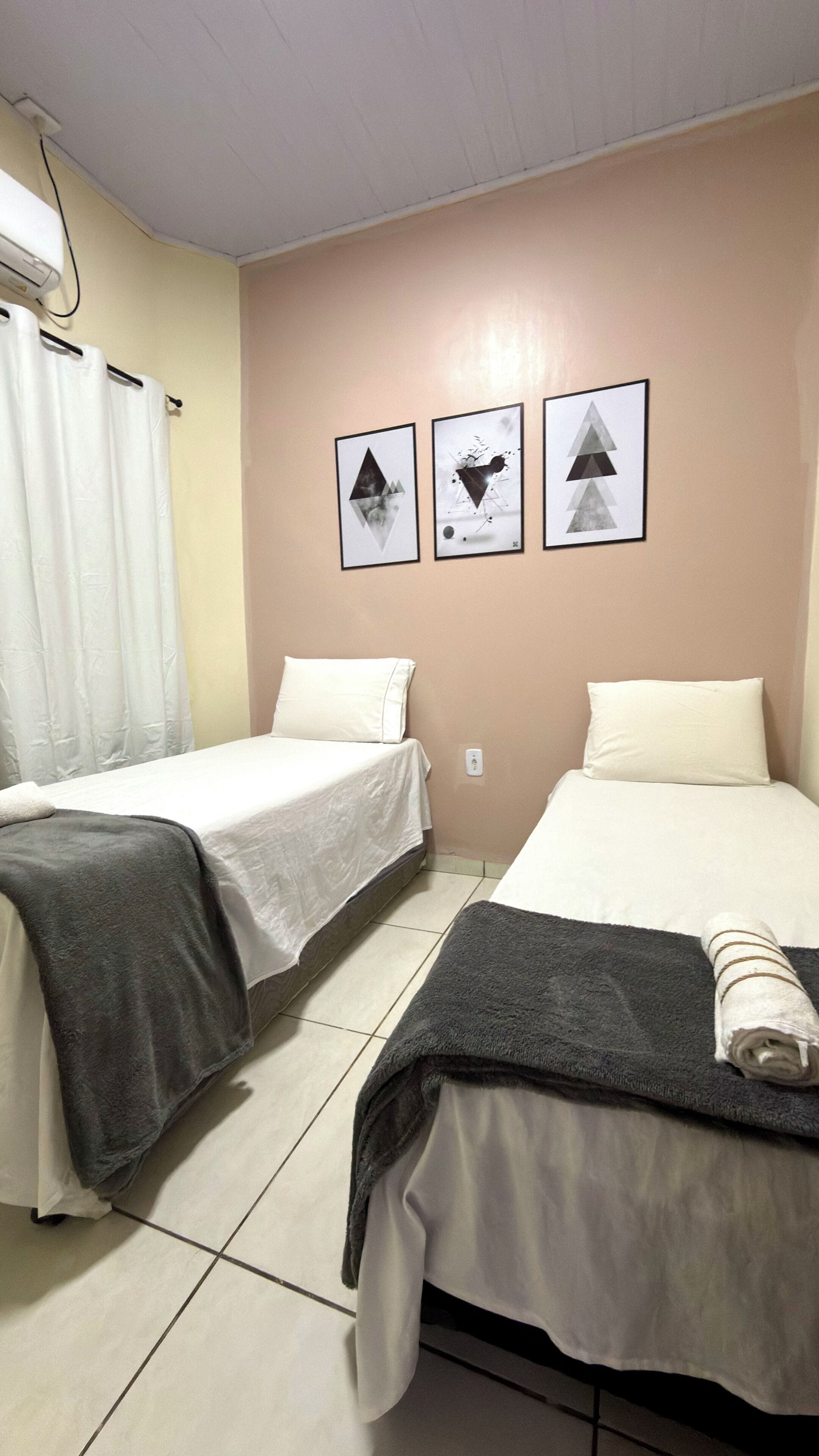 Casa econômica, 2 quartos | Wi-Fi de cortesia