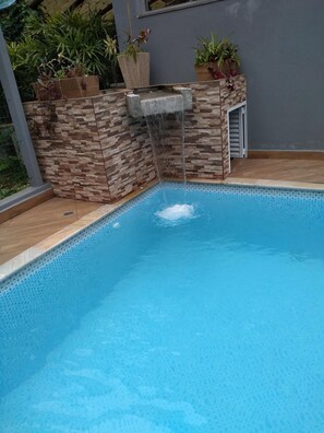 Pool - Vrbo Property (Bertioga)