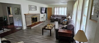 Snowmobile Sanctuary in the Charming Village of Crivitz