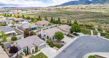 Modern Home Prime Location Loaded With Extras