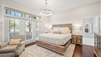 3 bedrooms, iron/ironing board, WiFi (free), bed sheets