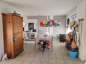 Dining - Vrbo Property (Bagnols-sur-Cèze)