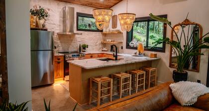 Lotus - AQUY Valley Rentals