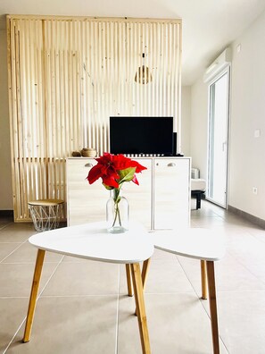 Interior - Vrbo Property (La Rochelle)