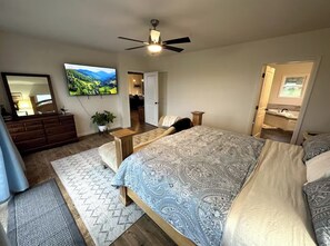 4 habitaciones, tabla de planchar con plancha, wifi y ropa de cama 