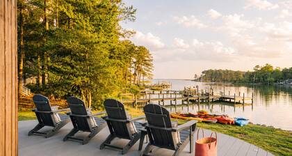 Unique Waterfront Home & Dockside Screened Porch