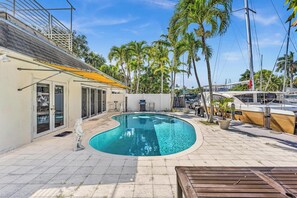 Pool - Beautiful 4-bedroom house with pool in Fort Lauderdale (Fort Lauderdale)