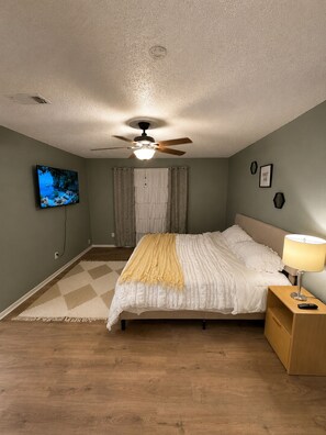 2 Schlafzimmer, Bügeleisen/Bügelbrett, WLAN, Bettwäsche