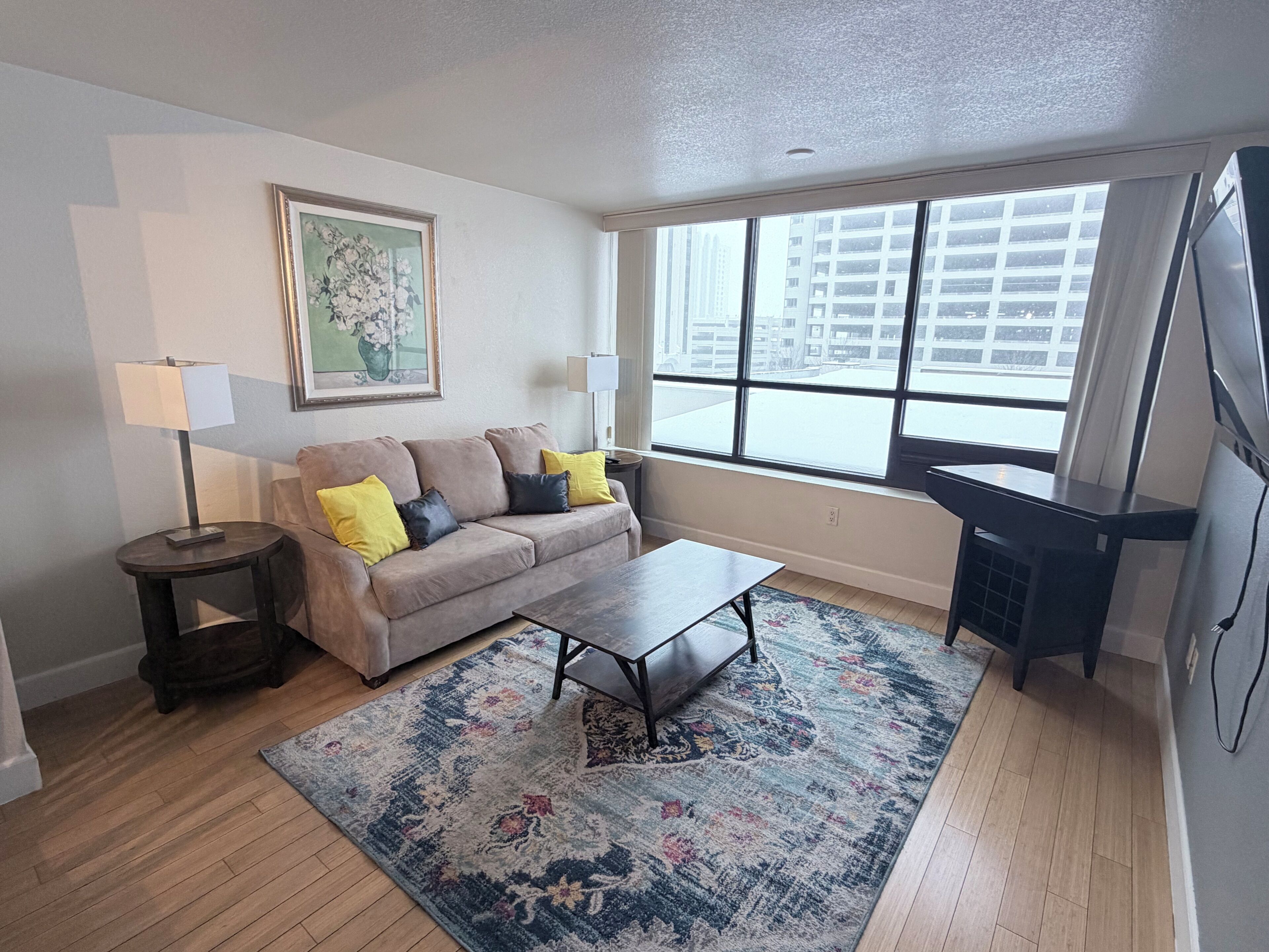 Cozy 1-bedroom Condo In Serene Reno With Fitness Room And Ac - Sparks, NV