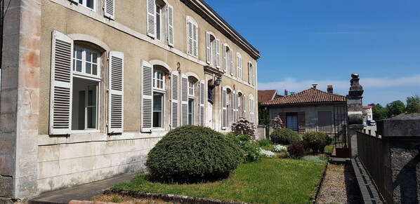 Exterior - Vrbo Property (Dugny-sur-Meuse)