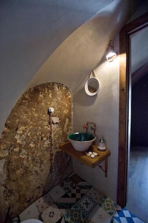 Hair dryer, towels, soap, shampoo - una volta antica dimora del 1500 B&B (Cava de' Tirreni)