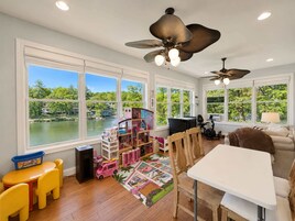 Ferienhaus, Mehrere Betten, Küche, Stadtblick (Lake Paradise) | Innenbereich