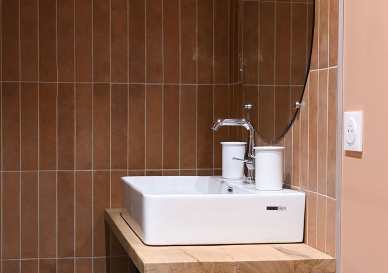 Cottage, 5 Bedrooms, Private Bathroom | Bathroom | Shower, eco-friendly toiletries, hair dryer, towels