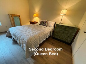 3 bedrooms, WiFi, bed sheets, wheelchair access - Tranquil Tucson hacienda with views, pool, & surrounded by desert wildlife (Tucson)