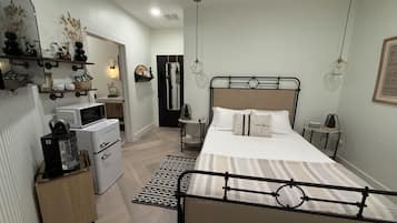 1 chambre, fer et planche à repasser, Wi-Fi gratuit, draps fournis