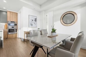 Curated visual reference: Gallery Detail: Penthouse With Unobstructed Lake Mountain View Reviews Deals