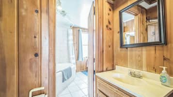Shower, towels