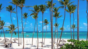 Private beach, white sand, beach cabanas, 2 beach bars