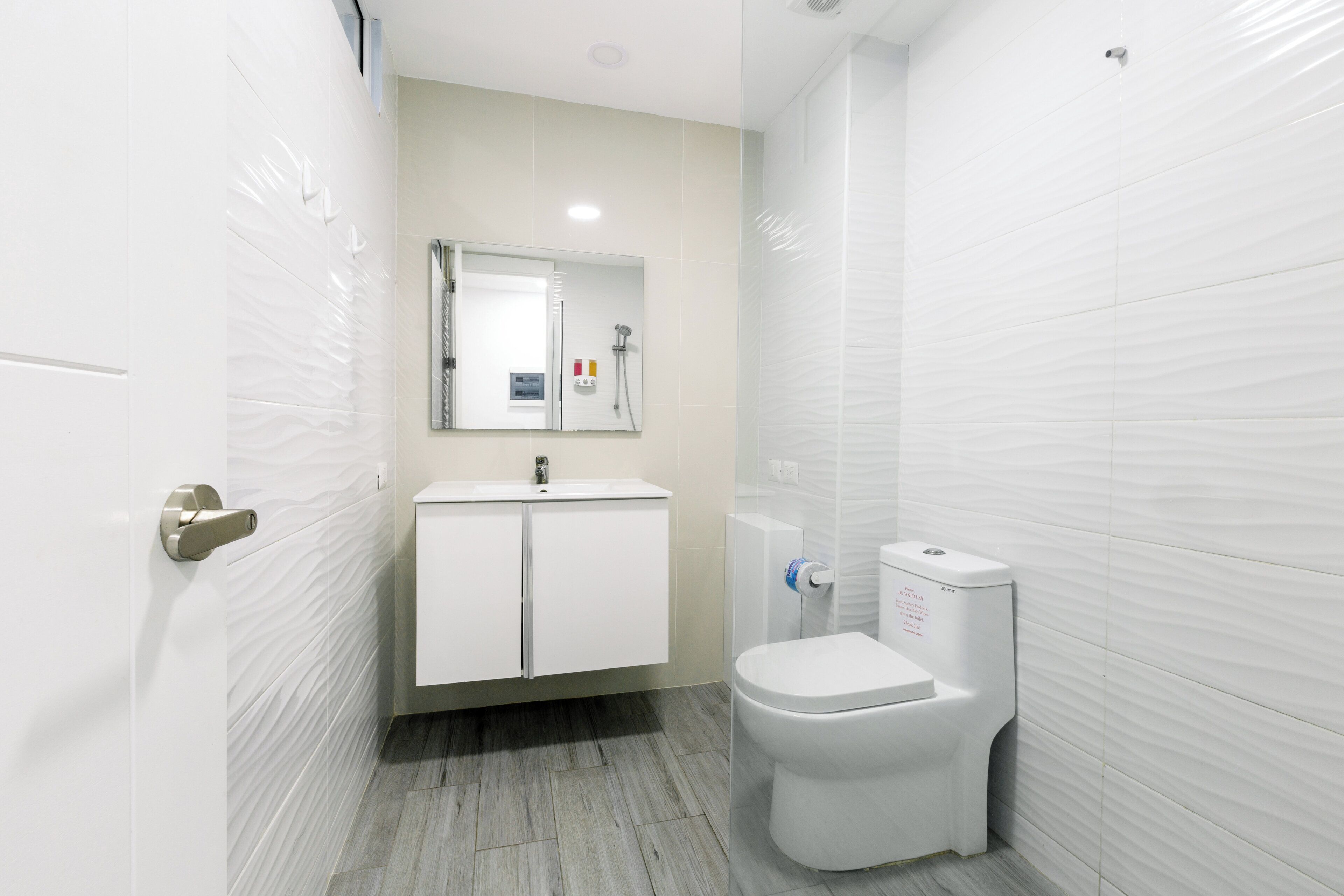 Suite | Bathroom