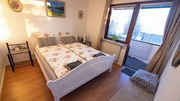 7 Schlafzimmer, Bügeleisen/Bügelbrett, Internetzugang, Bettwäsche