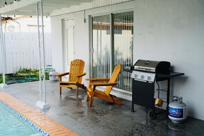 Terrace/patio - Hollywood 7881 (Hollywood)