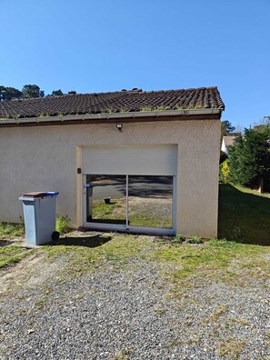 Property grounds - Vrbo Property (La Teste-de-Buch)
