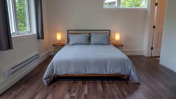 WiFi, bed sheets