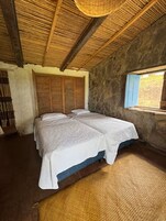 Wifi gratis y ropa de cama