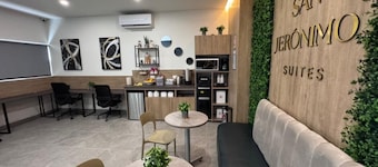 San Jeronimo Suites