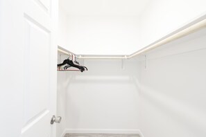 Interior - HOME AWAY FROM HOME. 
Fantastic brand  new 3-bedroom house in sunny Los Angeles (Los Angeles)