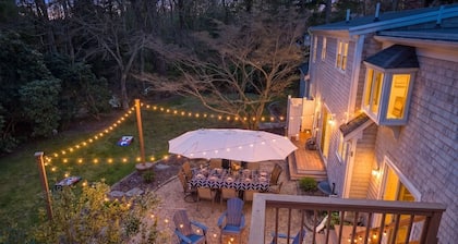 Cape scape , 2 king suites, master w/hot tub, patio, beach pass, lots of games.