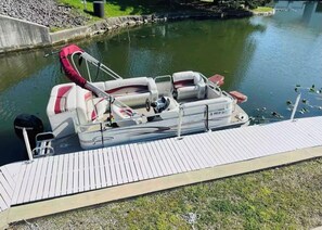 Miscellaneous - ‘04 Lowe Pontoon TR 180 Trinidad up to 9 guests (Syracuse)
