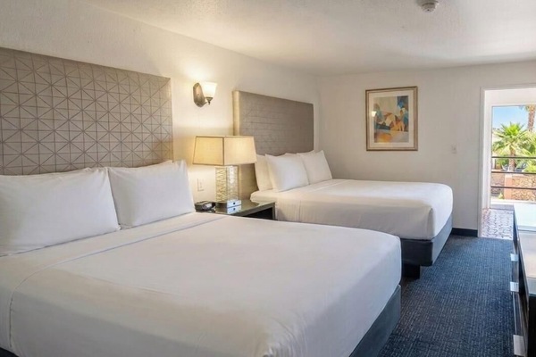 Standard Double Room | Iron/ironing board, WiFi (free)