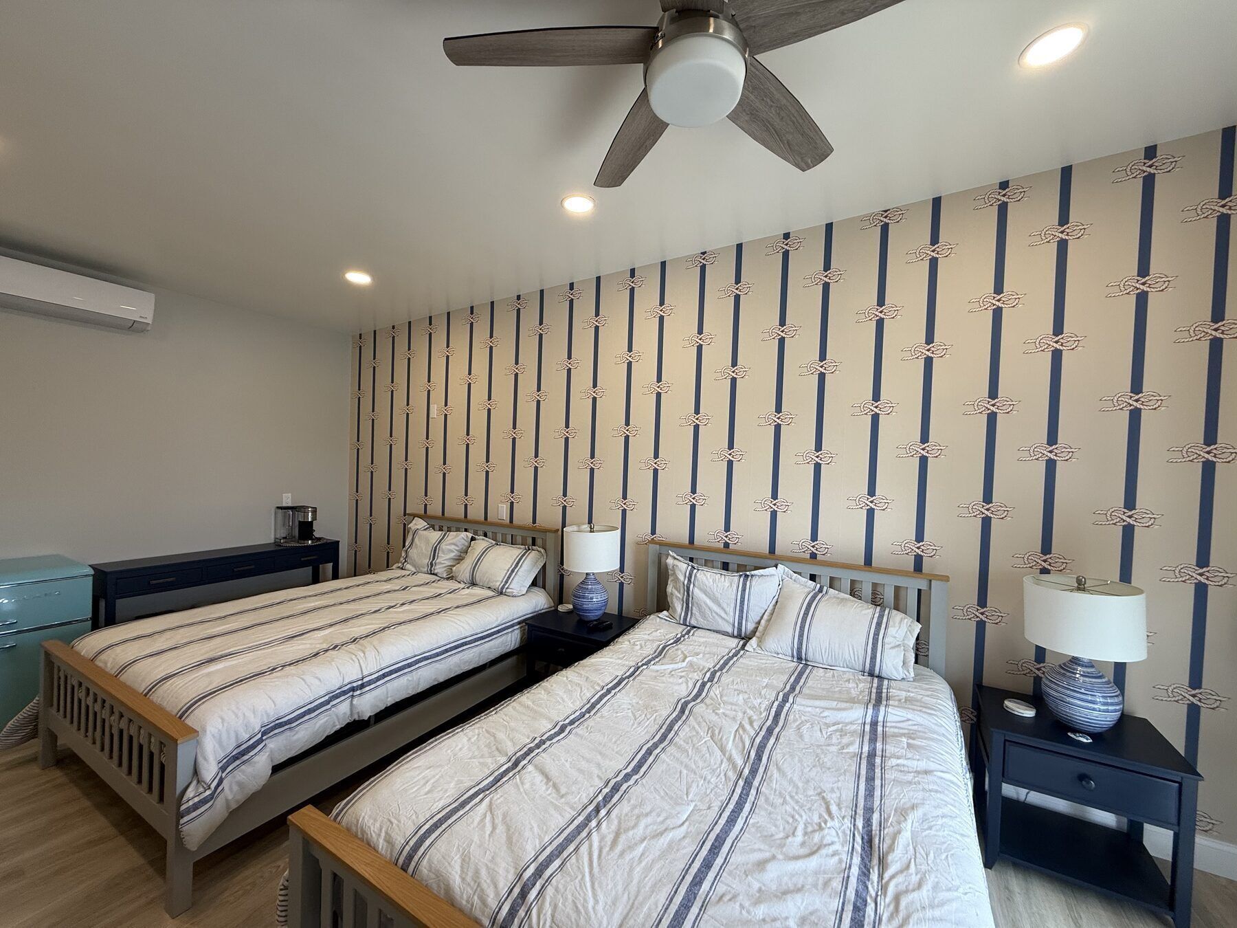 2 bedrooms, WiFi (free), bed sheets