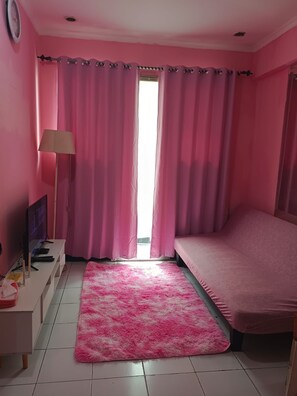 Apartment, Balcony, City View | Living area - Bintang Property (Jakarta)