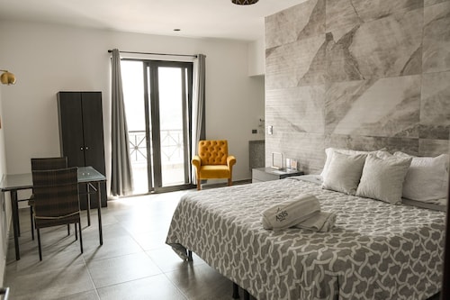 Hotel Asís