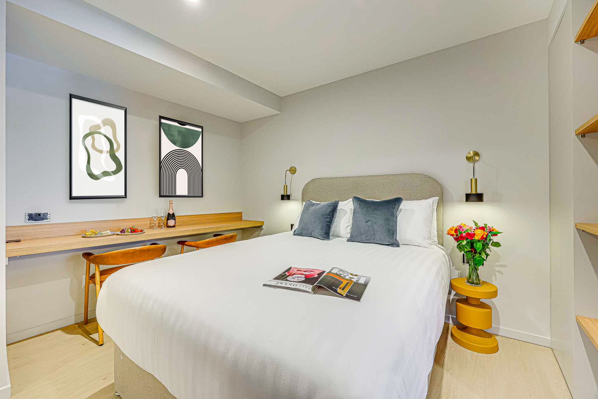 1 chambre, bureau, fer et planche à repasser, Wi-Fi gratuit