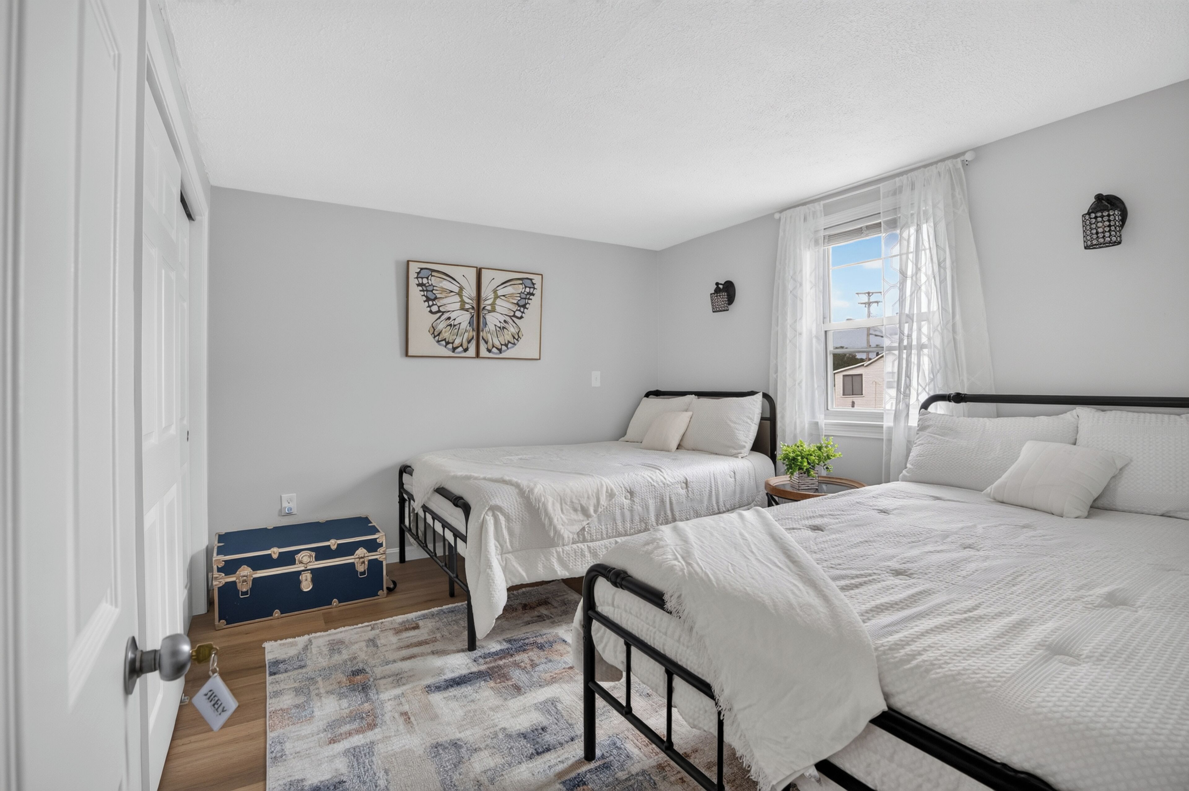 2 bedrooms, WiFi, bed sheets